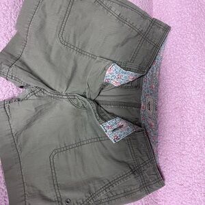 Levi's Green Cargo Shorts Sturdy Cotton Casual